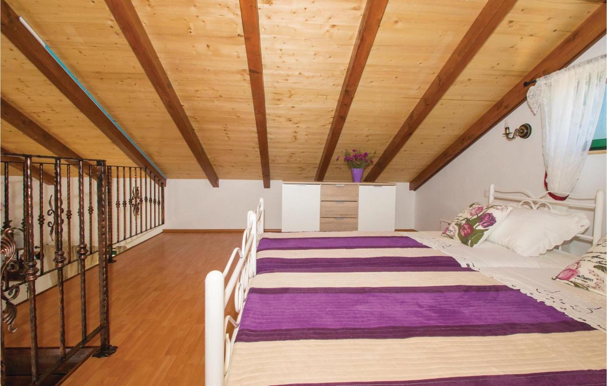 Awesome Home In Smokvica With Kitchen Kültér fotó